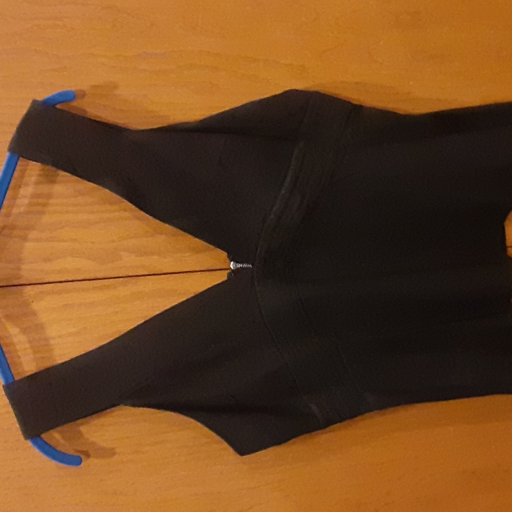 CHELSEA  size large nwt not worn